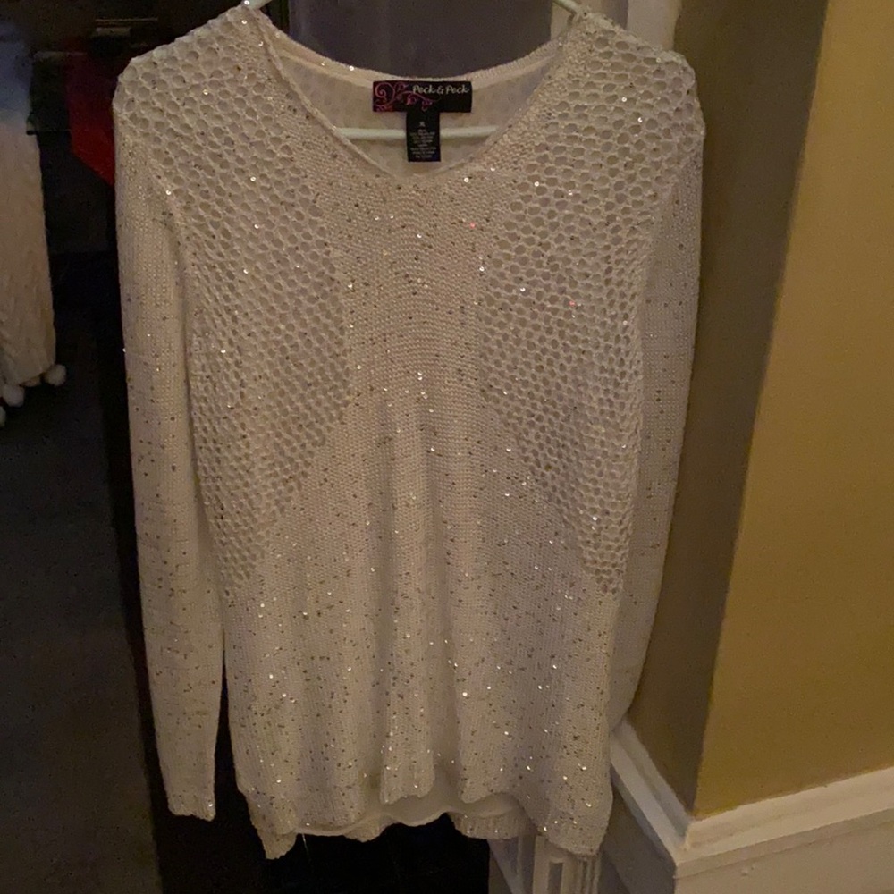 White and silver sequined sweater w/two types of stitches. Fully lined. NWOT